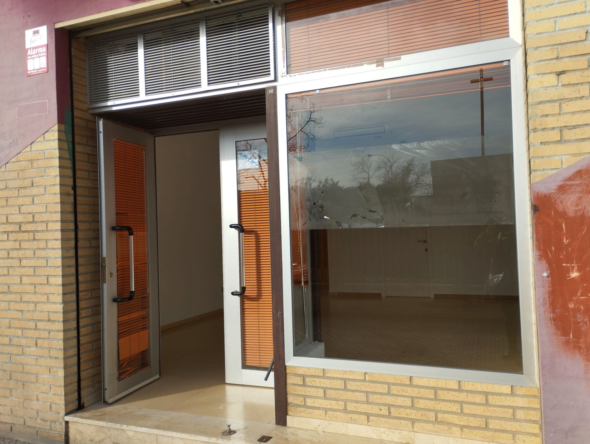 Local de alquiler en  Zaragoza Capital con Aire acondicionado