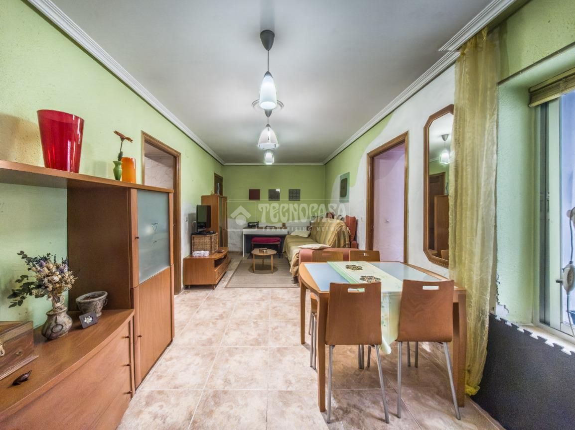 Sala d'estar de Pis en venda en  Madrid Capital