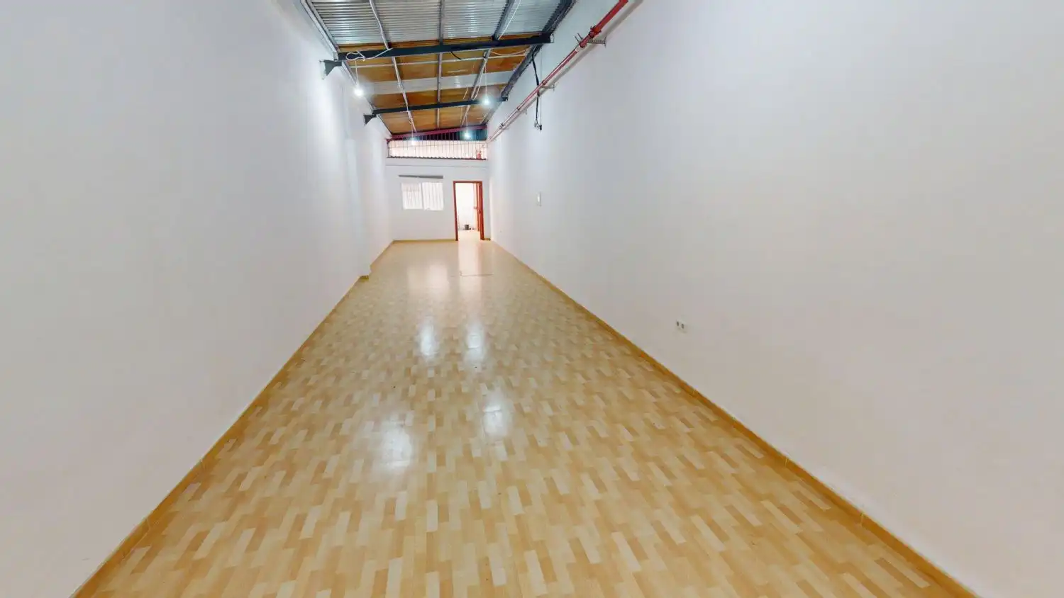 Nave industrial de alquiler en La Rinconada