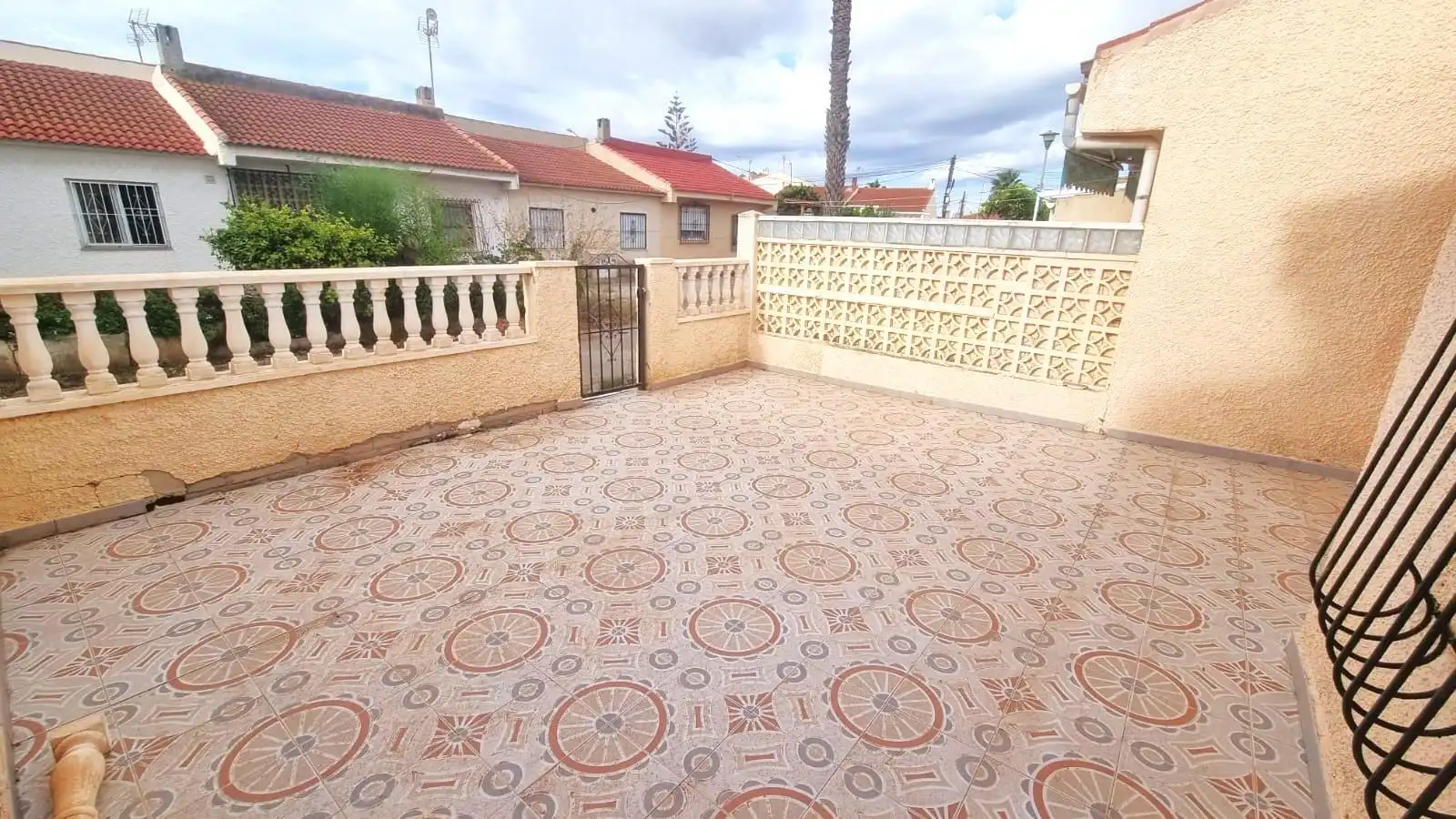 Bungalow en venta en Zona Carrefour - Urbanizaciones, imagen 4