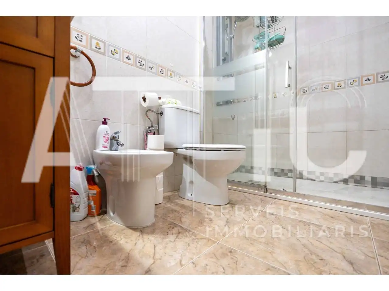 Baño de Apartamento en venta en Sabadell con Aire acondicionado, Calefacción y Trastero