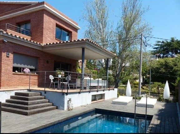 Terrassa de Casa o xalet de lloguer en Vilassar de Dalt amb Jardí privat, Piscina i Moblat