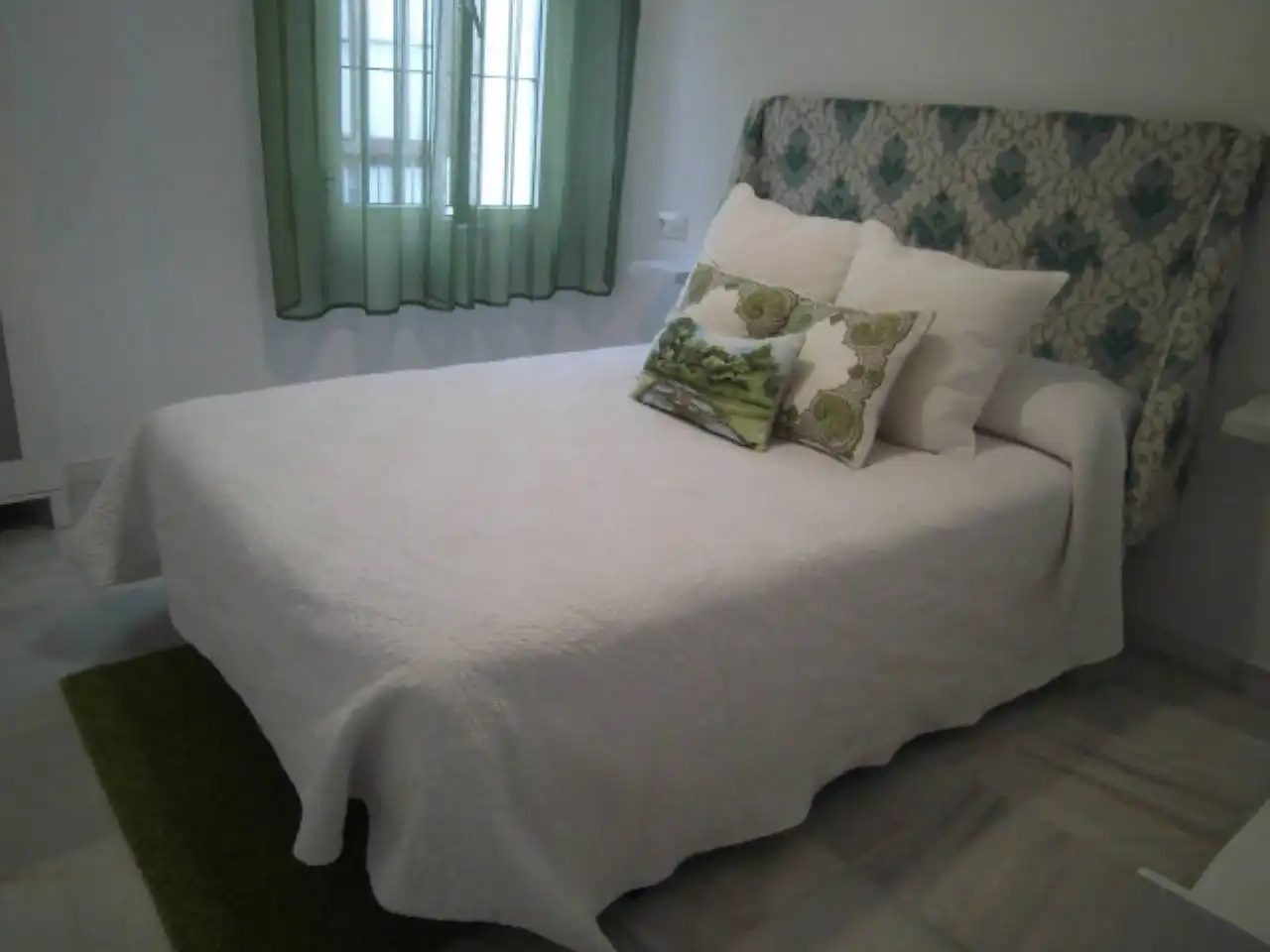 Bedroom of Flat for rent in Jerez de la Frontera  with Air Conditioner and Furnished