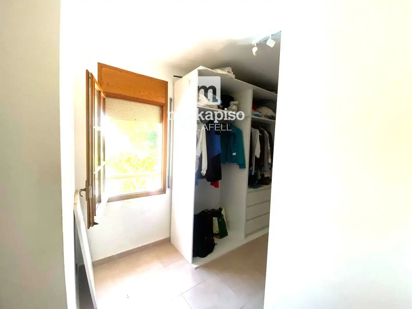 Dormitori de Casa o xalet en venda en Cunit amb Jardí privat, Terrassa i Traster