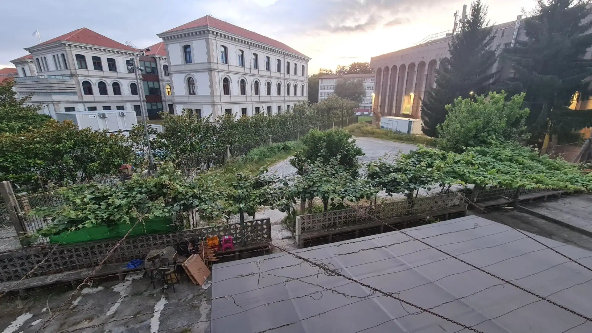 Terrasse von Geschaftsraum zur Miete in Santiago de Compostela  mit Möbliert