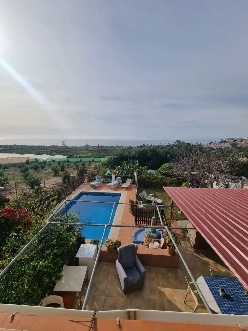 Piscina de Casa o chalet en venta en Nerja con Calefacción, Jardín privado y Terraza