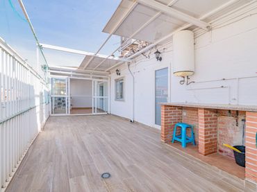 Piso con ascensor en venta en Calle Calle Arabial