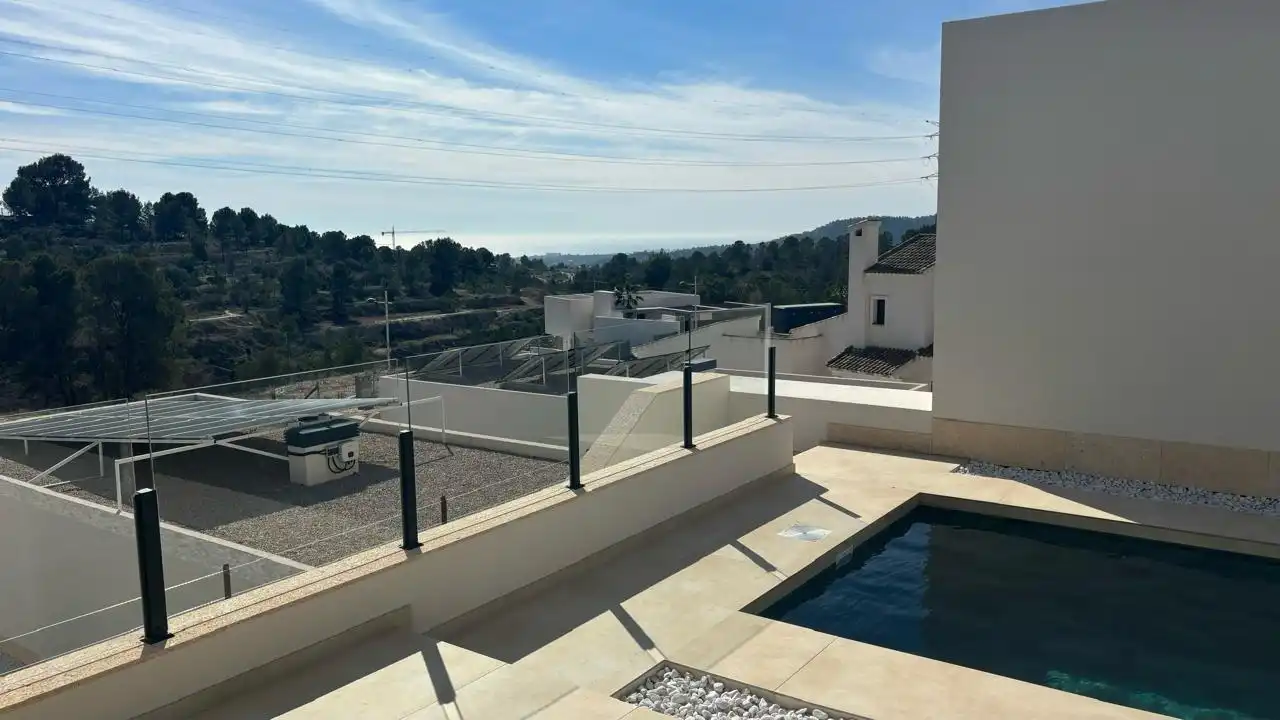 Terraza de Casa o chalet de alquiler en Finestrat con Aire acondicionado, Jardín privado y Piscina