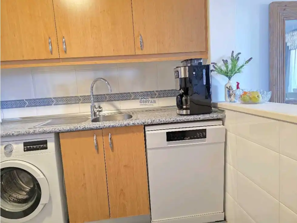 Cuina de Apartament en venda en Dénia amb Aire condicionat, Calefacció i Terrassa
