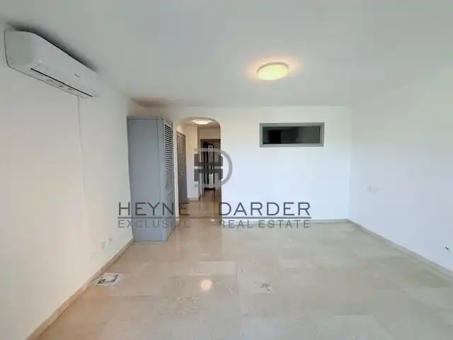 Vista exterior de Apartament de lloguer en Calvià amb Aire condicionat, Jardí privat i Terrassa