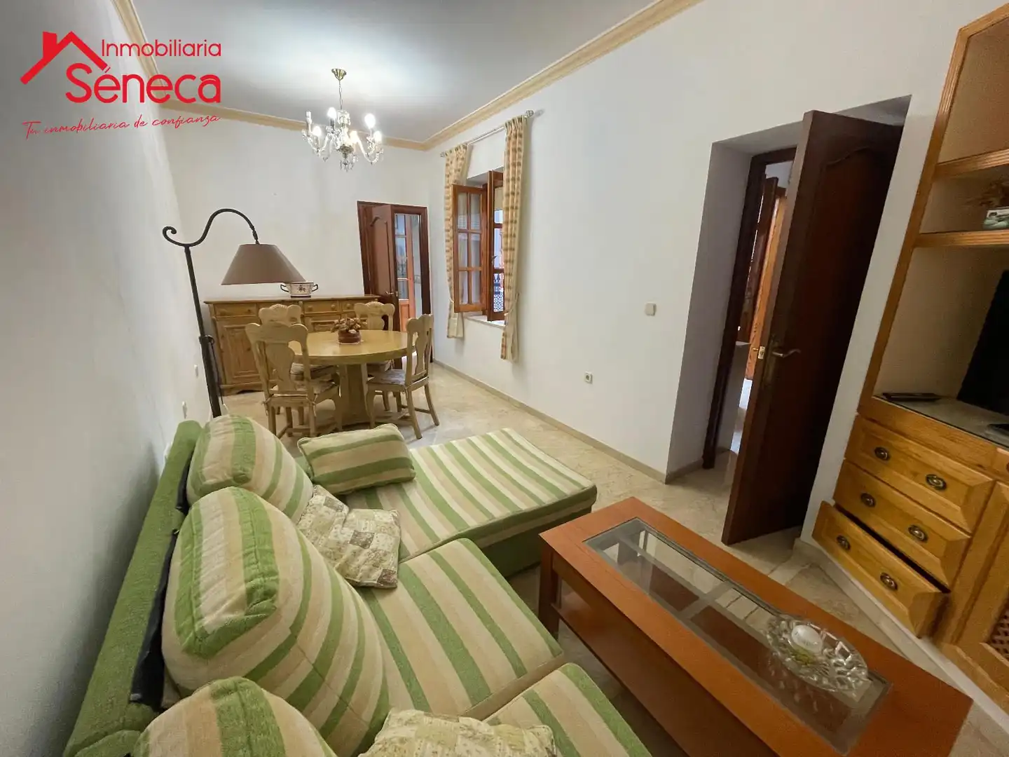 Living room of Detached homes for sale in El Carpio  with Air Conditioner, Heating and Furnished