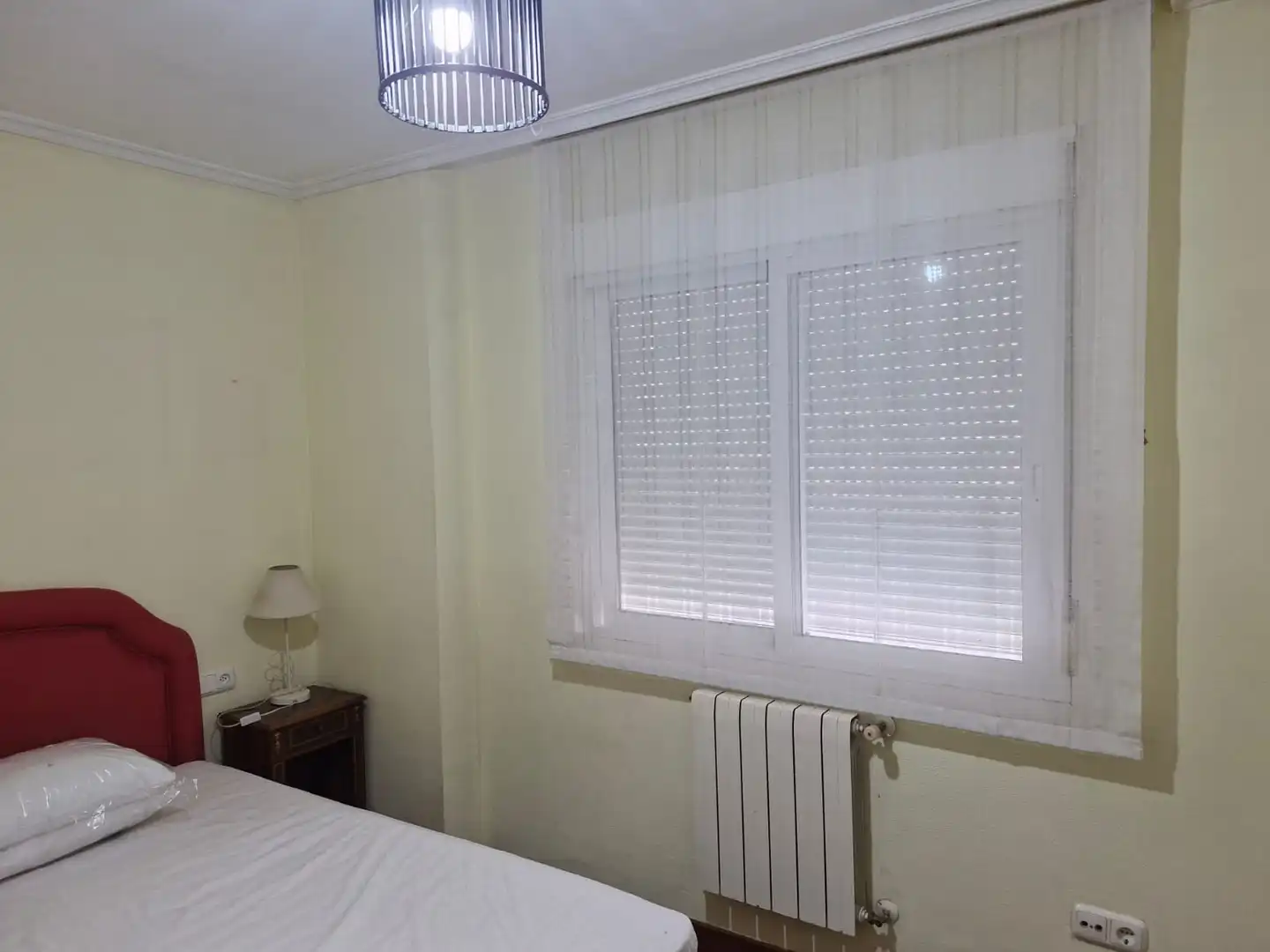 Habitación de Piso de alquiler en Santiago de Compostela  con Amueblado