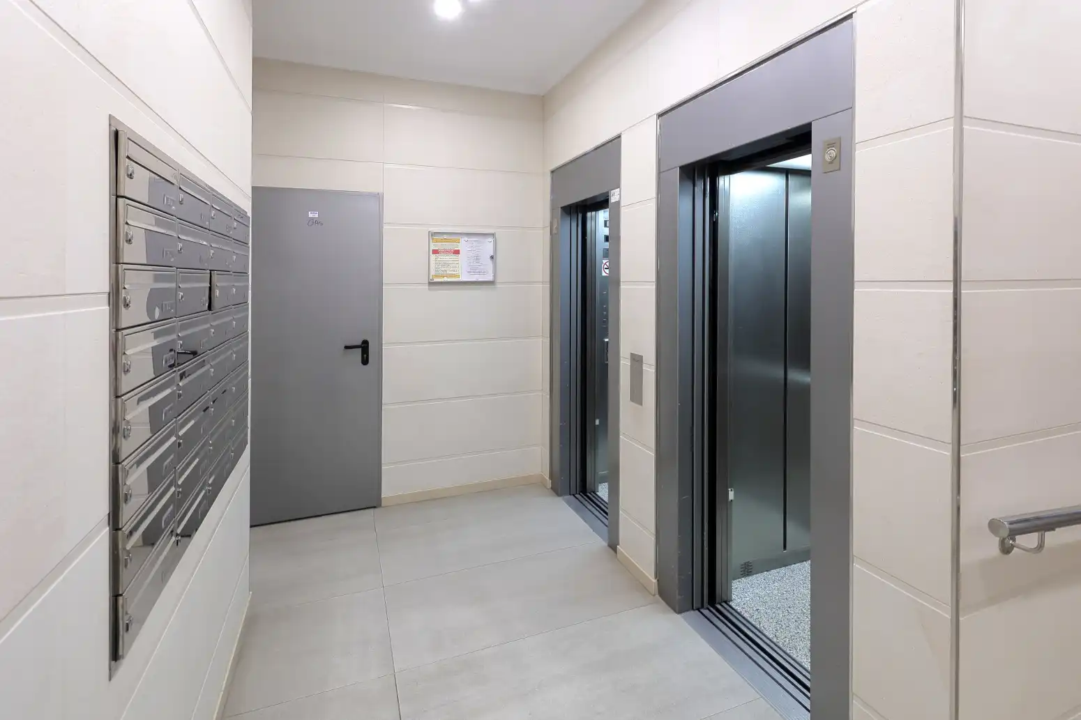 Piso con terraza en venta en Gijón - CL DOCTOR AQUILINO HURLE 33, imagen 4