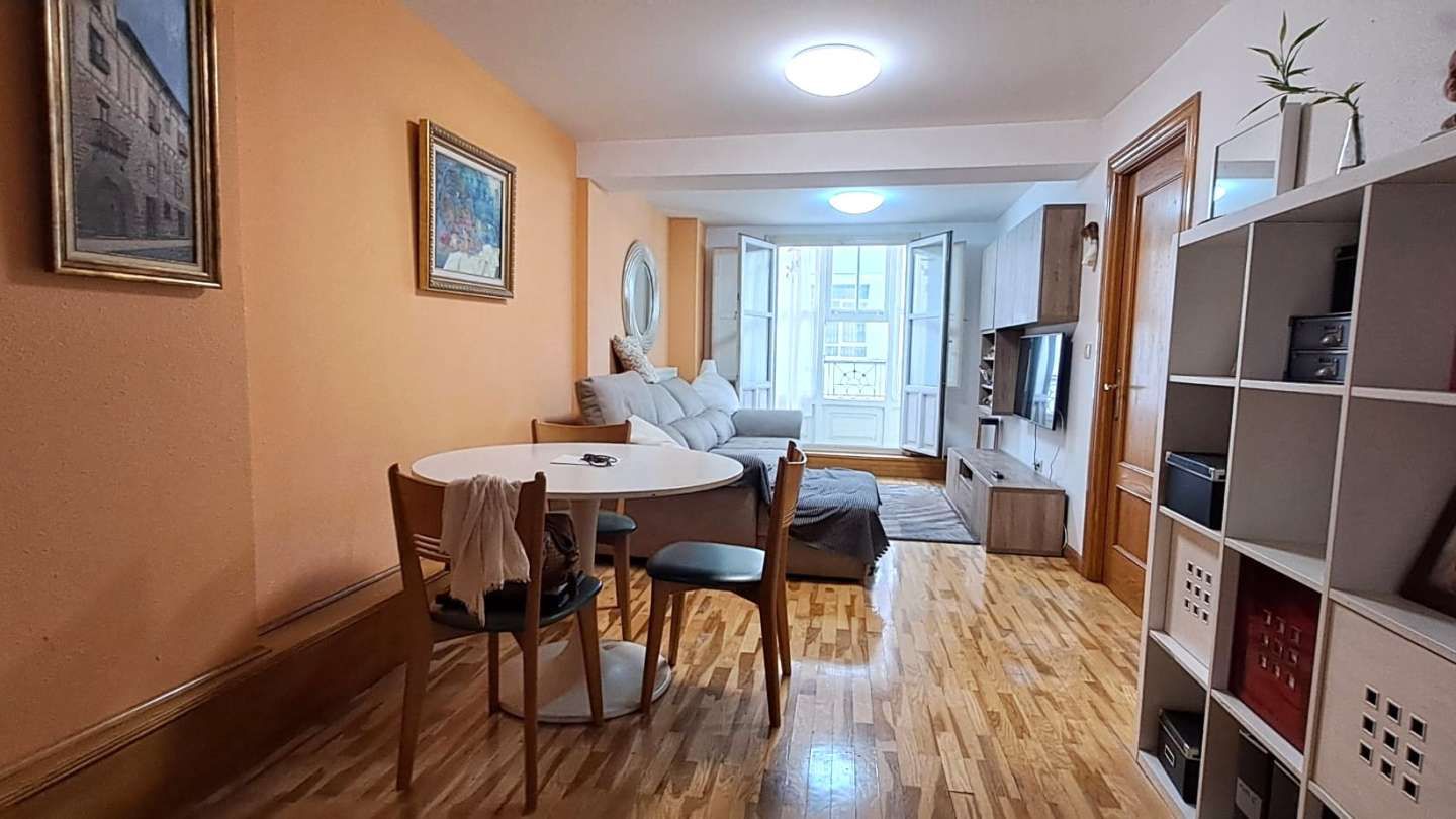 Sala de estar de Piso en venta en Vitoria - Gasteiz con Calefacción y Balcón
