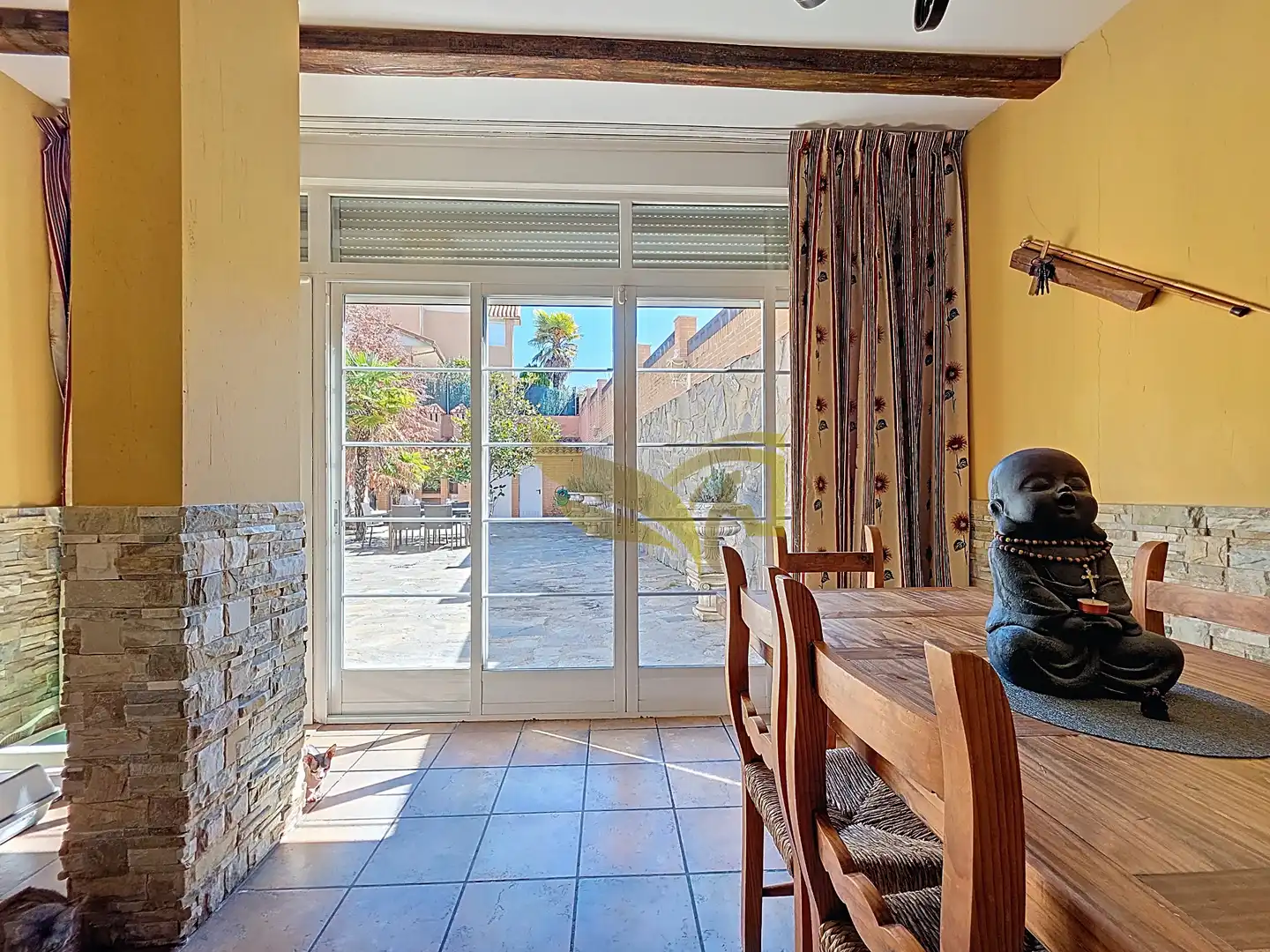 Comedor de Casa adosada en venta en Aranjuez con Aire acondicionado, Calefacción y Jardín privado