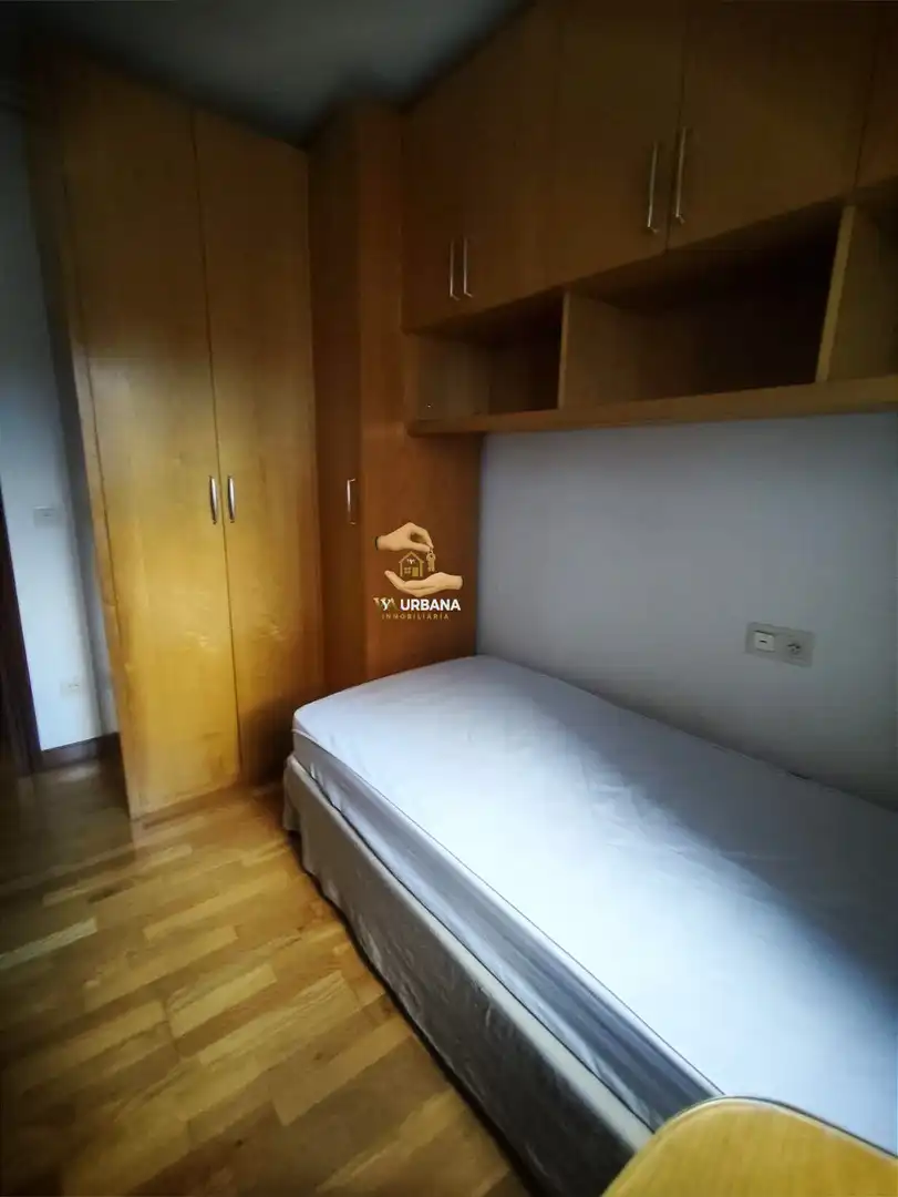 Schlafzimmer von Wohnung zur Miete in Salamanca mit Heizung, Terrasse und Abstellraum