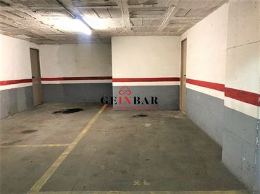 Parcheggio in vendita a Ronda general mitre 59