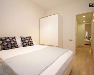 Bedroom of Flat to share in  Barcelona Capital  with Air Conditioner and Terrace