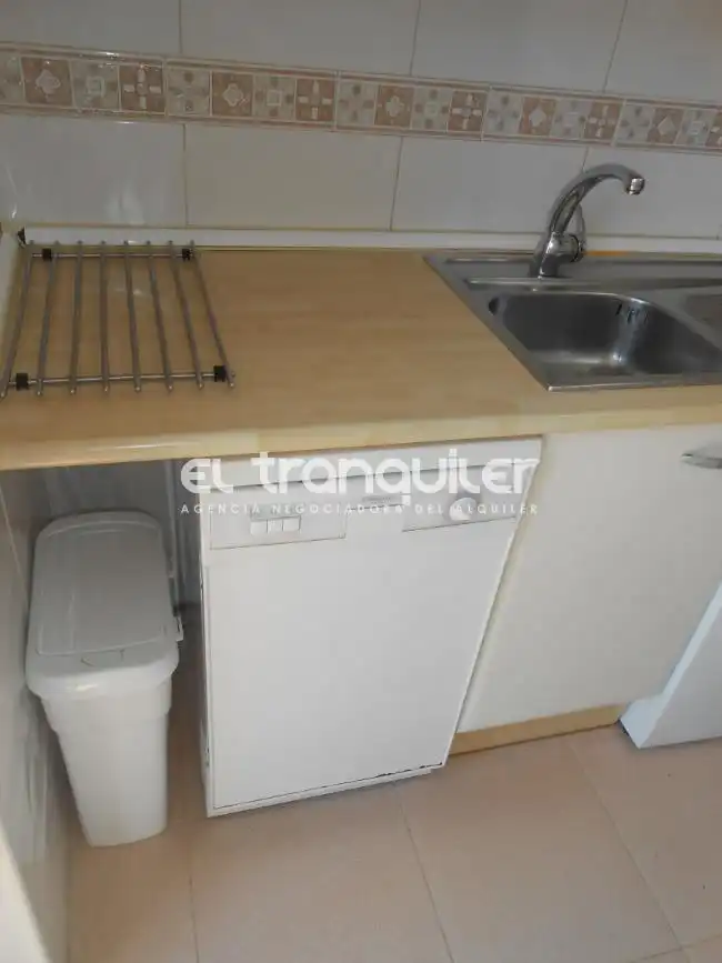 Küche von Wohnung zur Miete in Madrid mit Klimaanlage, Terrasse und Möbliert