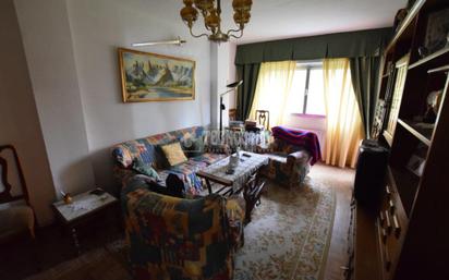 Living room of Flat for sale in Alcorcón  with Heating and Parquet flooring