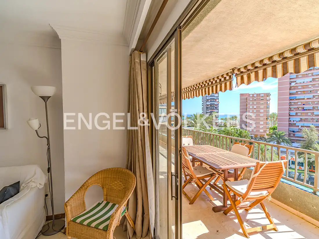 Terraza de Apartamento en venta en Alicante / Alacant con Calefacción y Terraza