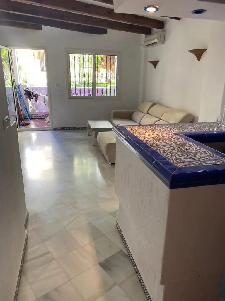 Planta baixa en venda a Avenida Roentgen, Zona los Frutales