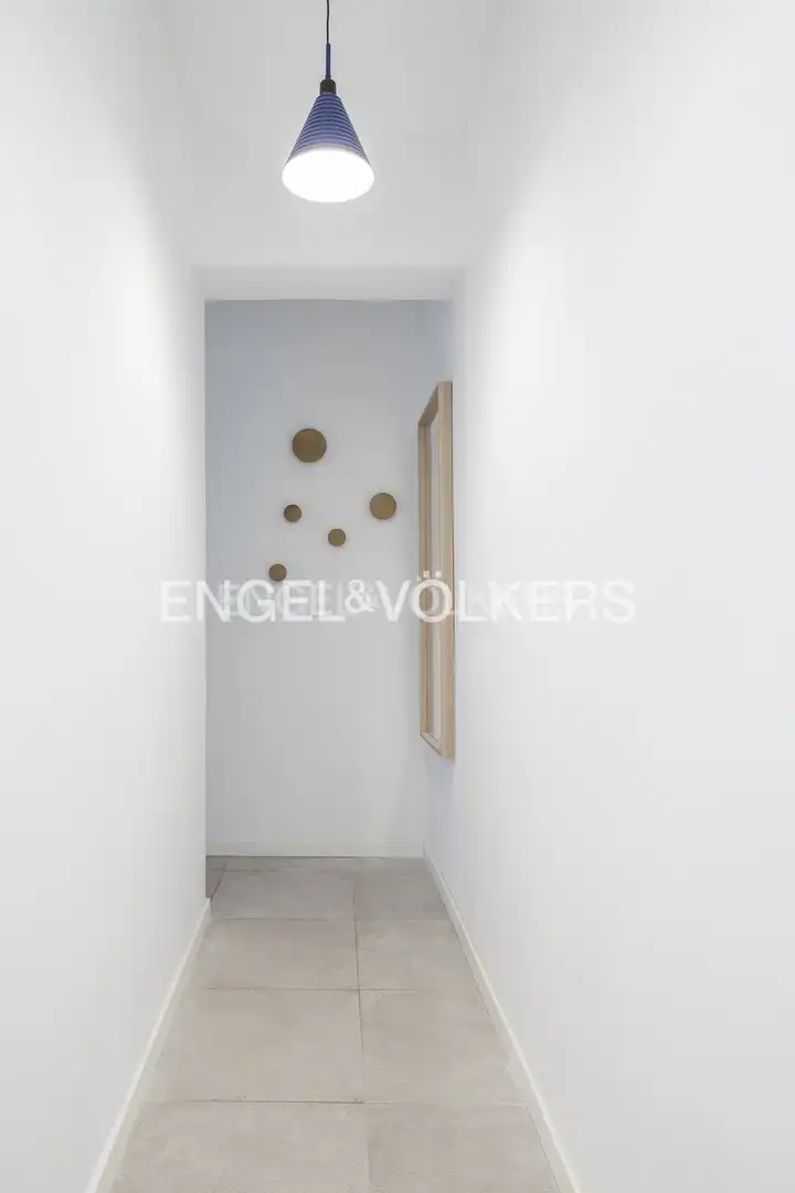 Flat for rent in Madrid  with Air Conditioner, Heating and Furnished
