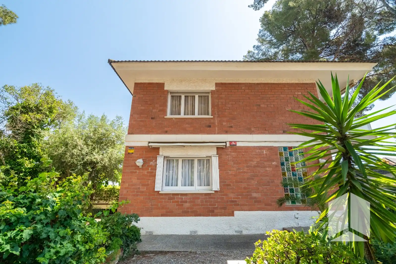 Vista exterior de Casa o xalet en venda en Castelldefels amb Terrassa, Piscina i Balcó