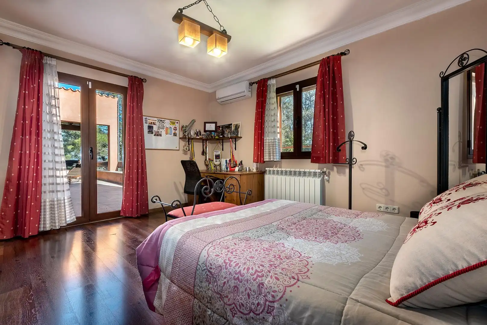 Habitación de Finca rústica en venta en Sencelles con Calefacción, Jardín privado y Terraza