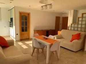 Wohnzimmer von Wohnung zur Miete in Jaén mit Klimaanlage, Möbliert und Ofen