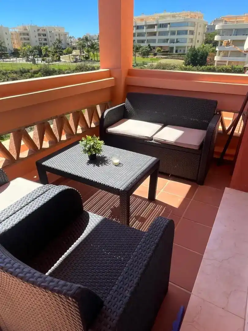 Terraza de Piso de alquiler en Mijas con Aire acondicionado, Jardín privado y Piscina