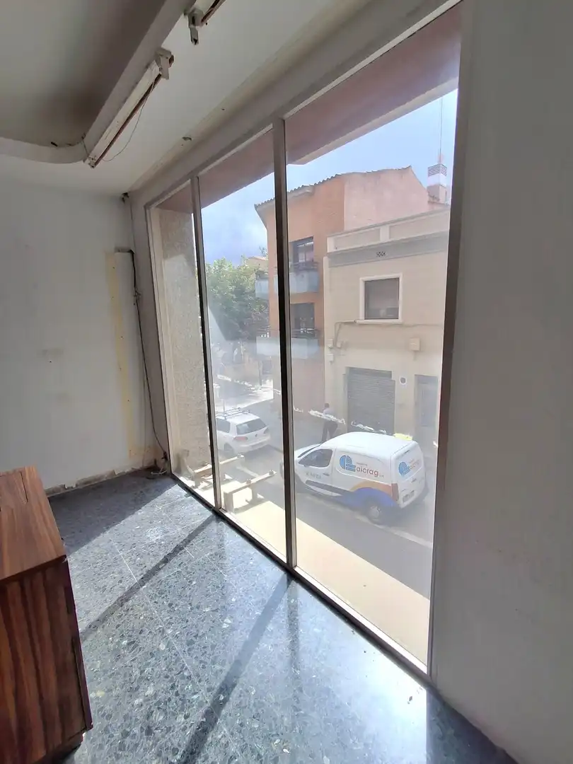 Local en venta en Carrer de Marcelino Menéndez Pelayo, 6, Centre