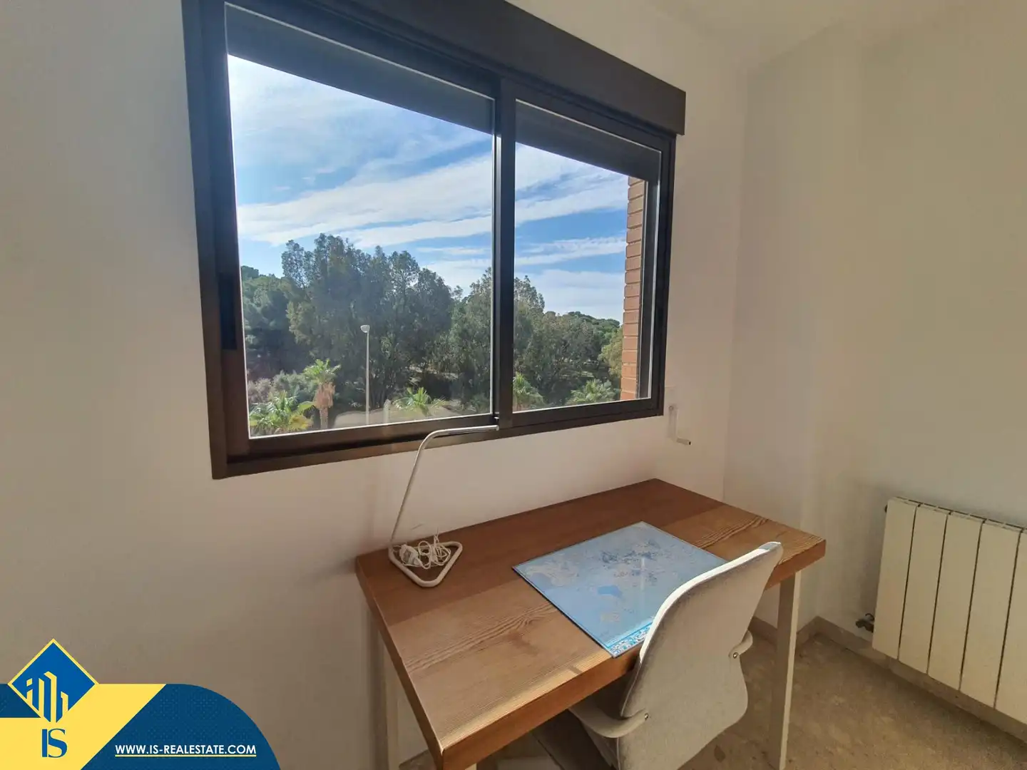 Piso con piscina en venta en Garbinet - Vistahermosa, imagen 5