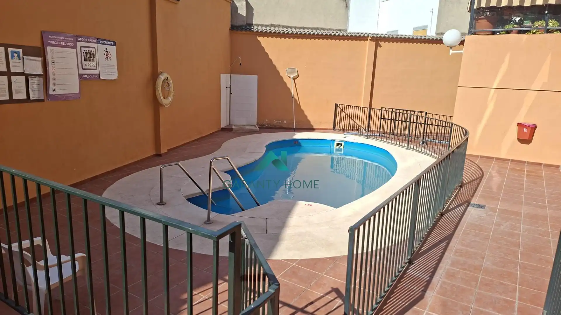 Flat with terrace for sale in Torredonjimeno
