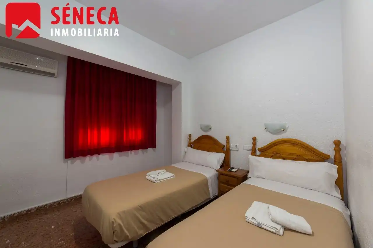 Schlafzimmer von Gebäude zum Verkauf in Córdoba