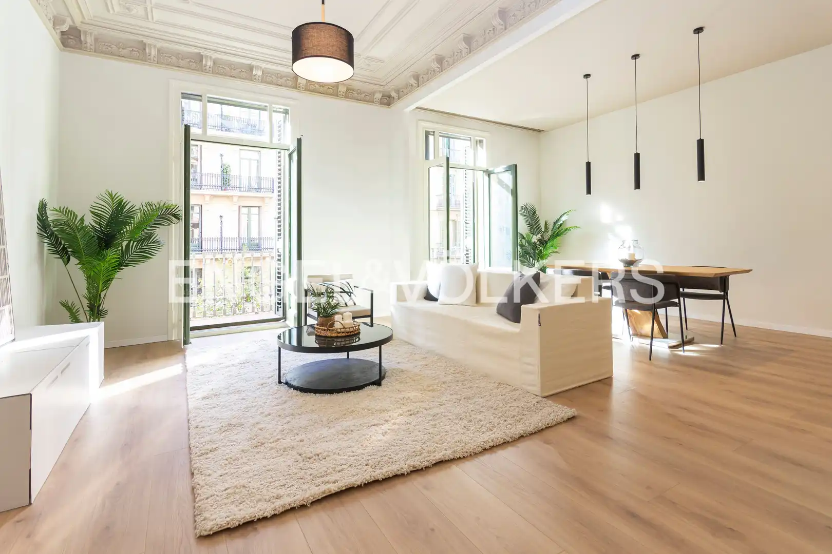 Appartement avec balcon à vendre à Eixample