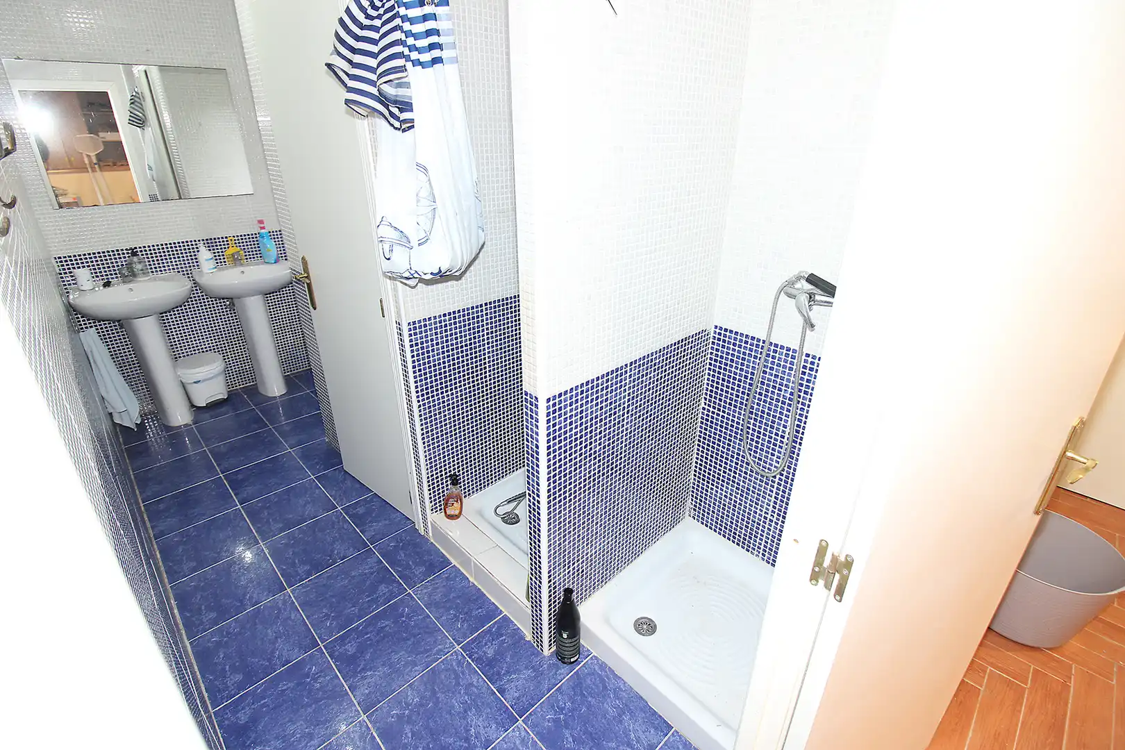Bathroom of Houses for sale in Torremocha de Jarama  with Air Conditioner, Heating and Private garden