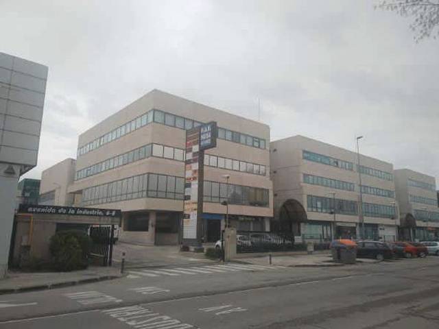Nave industrial en Venta en Av Industria en Zona Industrial