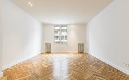 Flat for sale in  Barcelona Capital  with Air Conditioner, Heating and Parquet flooring