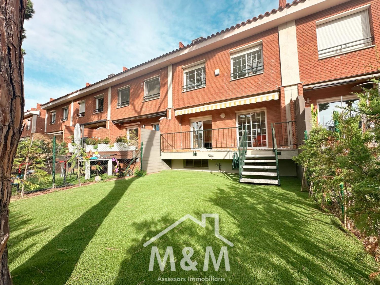 Garten von Einfamilien-Reihenhaus zur Miete in Gavà mit Klimaanlage, Heizung und Parkett