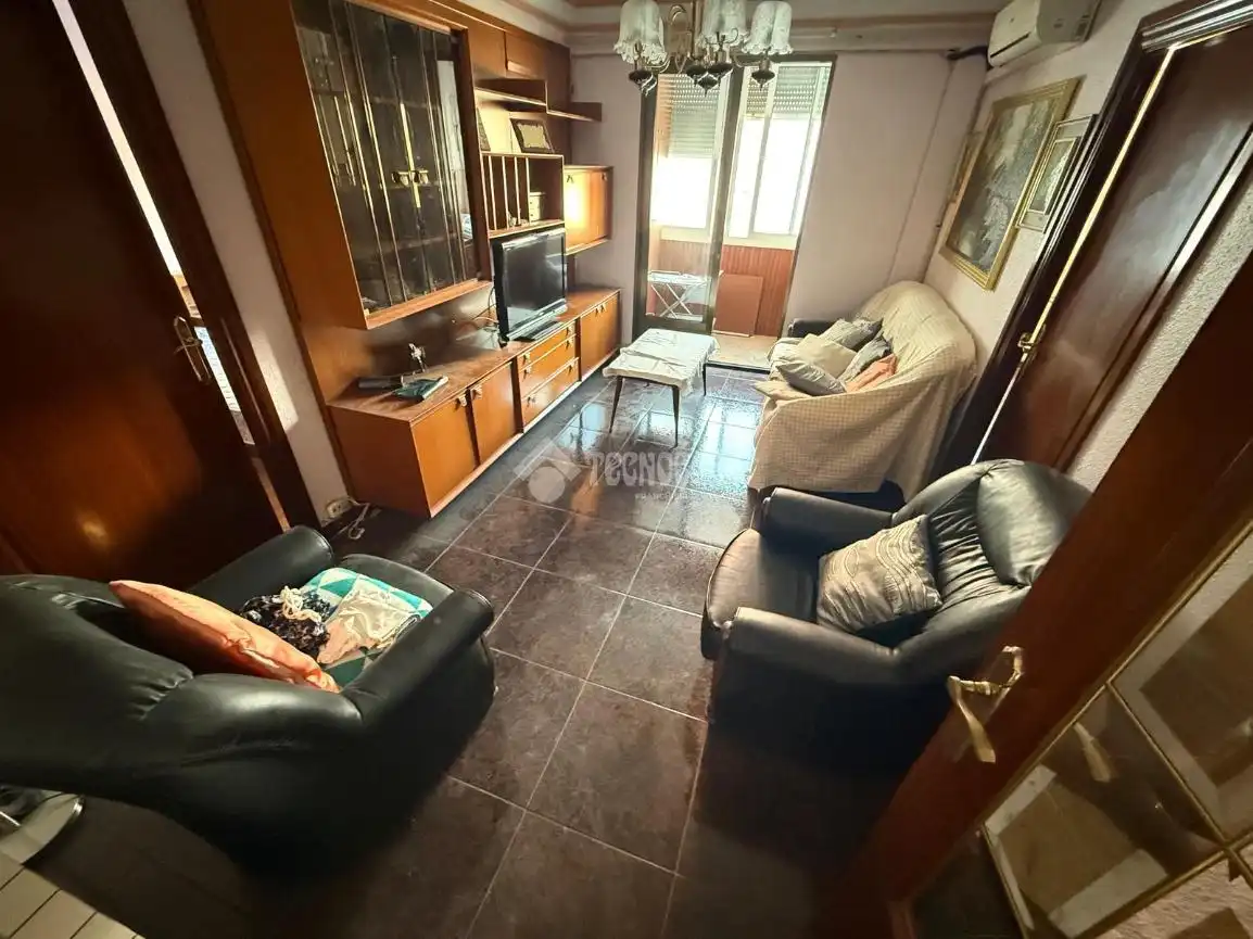 Living room of Flat for sale in Zaragoza  with Heating
