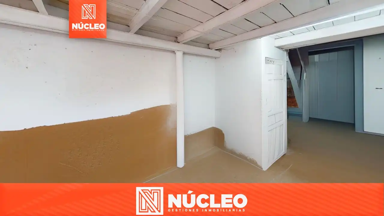 Local comercial en venda a Calle Andrés Sobejano