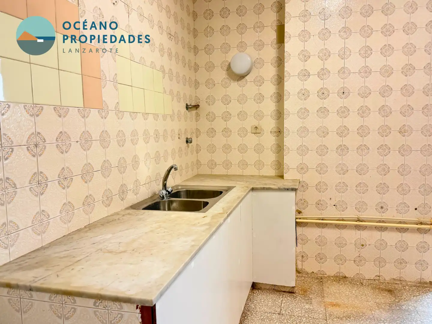 Cocina de Apartamento en venta en Arrecife con Terraza, Trastero y Balcón