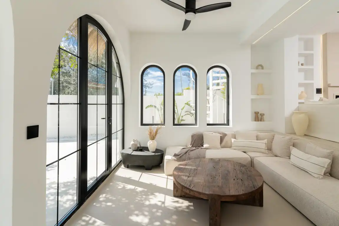 Living room of Detached homes for sale in Torremolinos  with Air Conditioner, Terrace and Swimming Pool