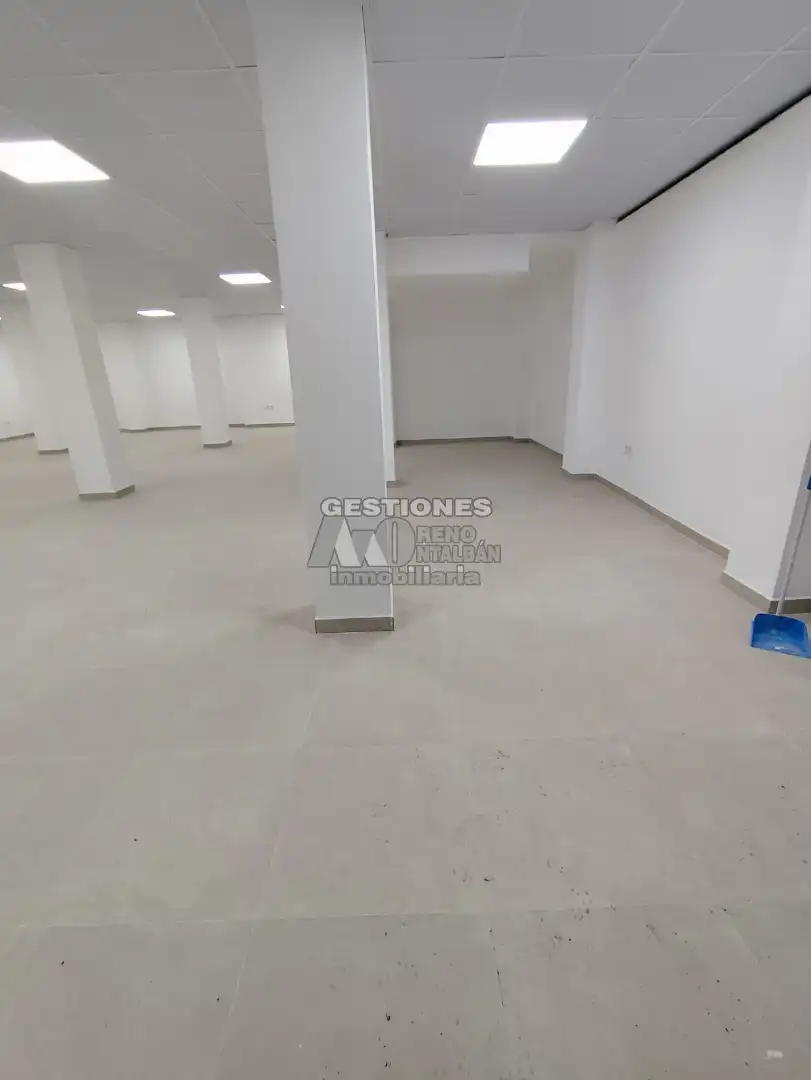 Local comercial de lloguer a Calle Cruz, imagen 14