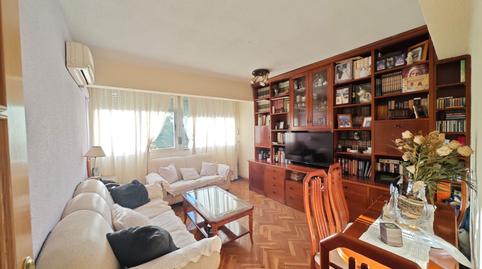 Foto 3 de Piso en venta en San Juan Bautista, Madrid
