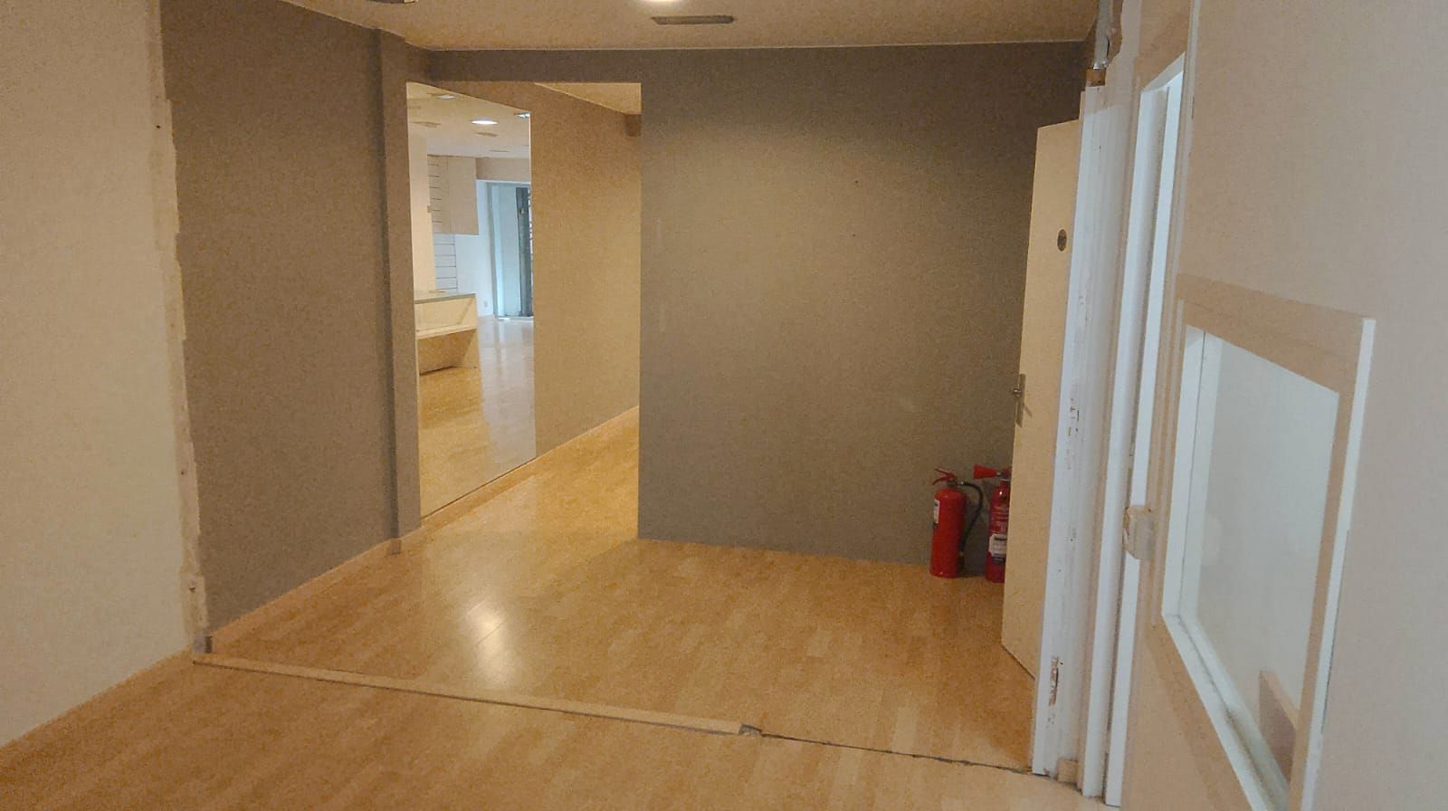 Premises for sale in  Barcelona Capital  with Air Conditioner and Parquet flooring