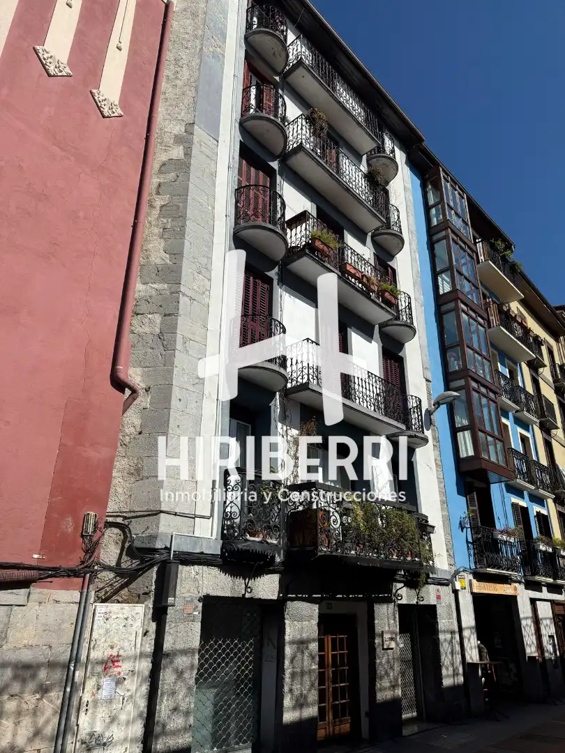 Vista exterior de Piso en venta en Tolosa con Amueblado y Balcón