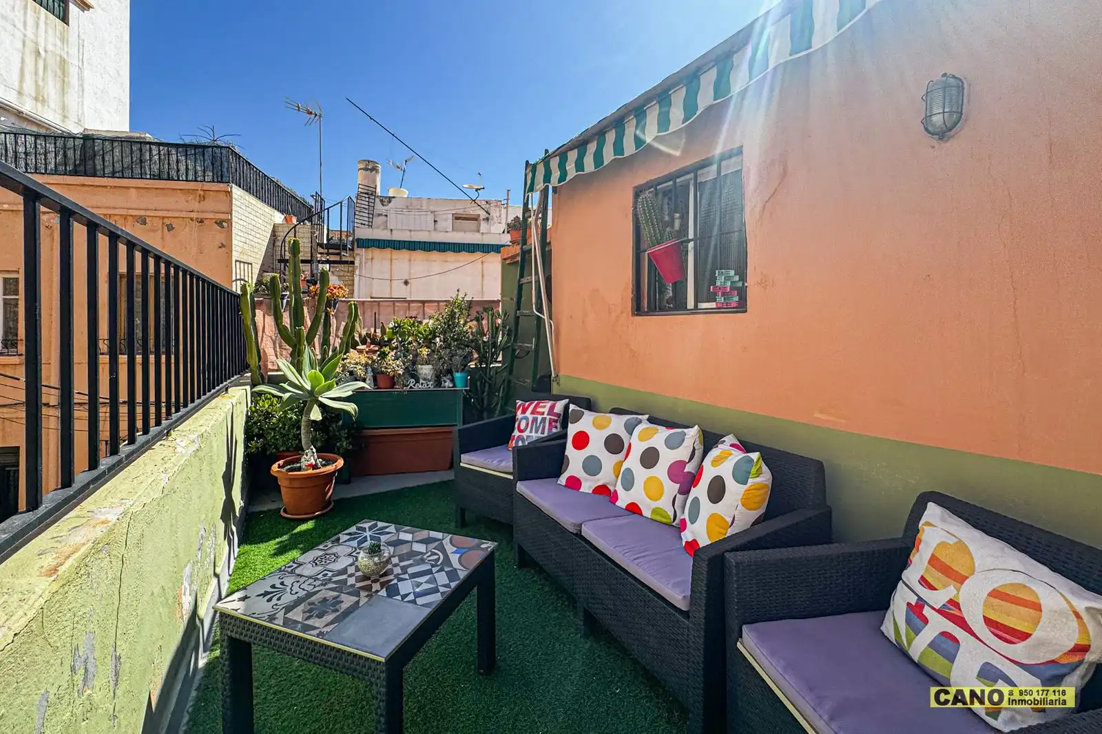 Terrassa de Casa o xalet en venda en Almería amb Terrassa