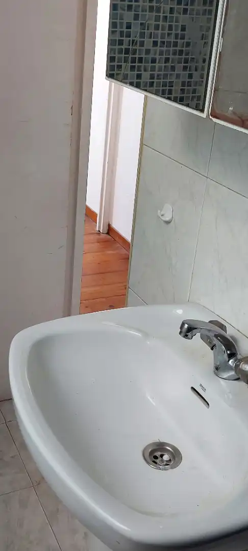 Bany de Apartament en venda en A Coruña Capital  amb Terrassa, Forn i Rentadora